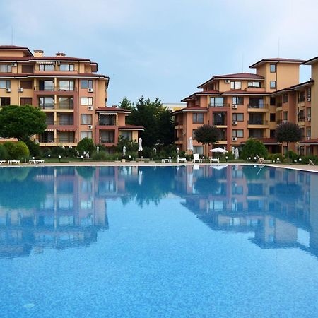 Bright Studio With Parking & Pool Свети-Влас Экстерьер фото
